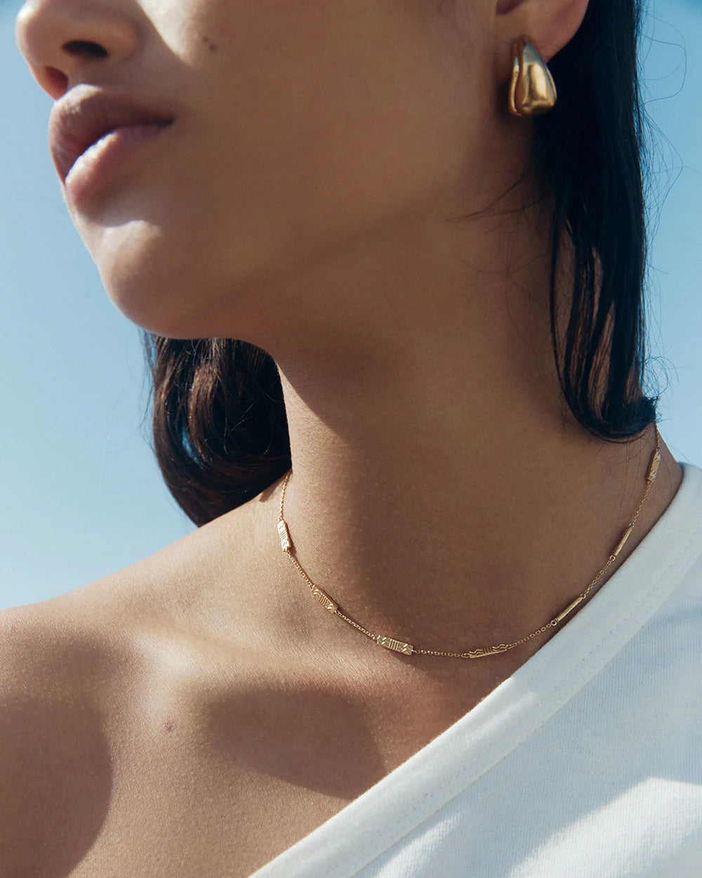 Kirstin Ash Horizon Glisten Necklace 18k Gold Plated