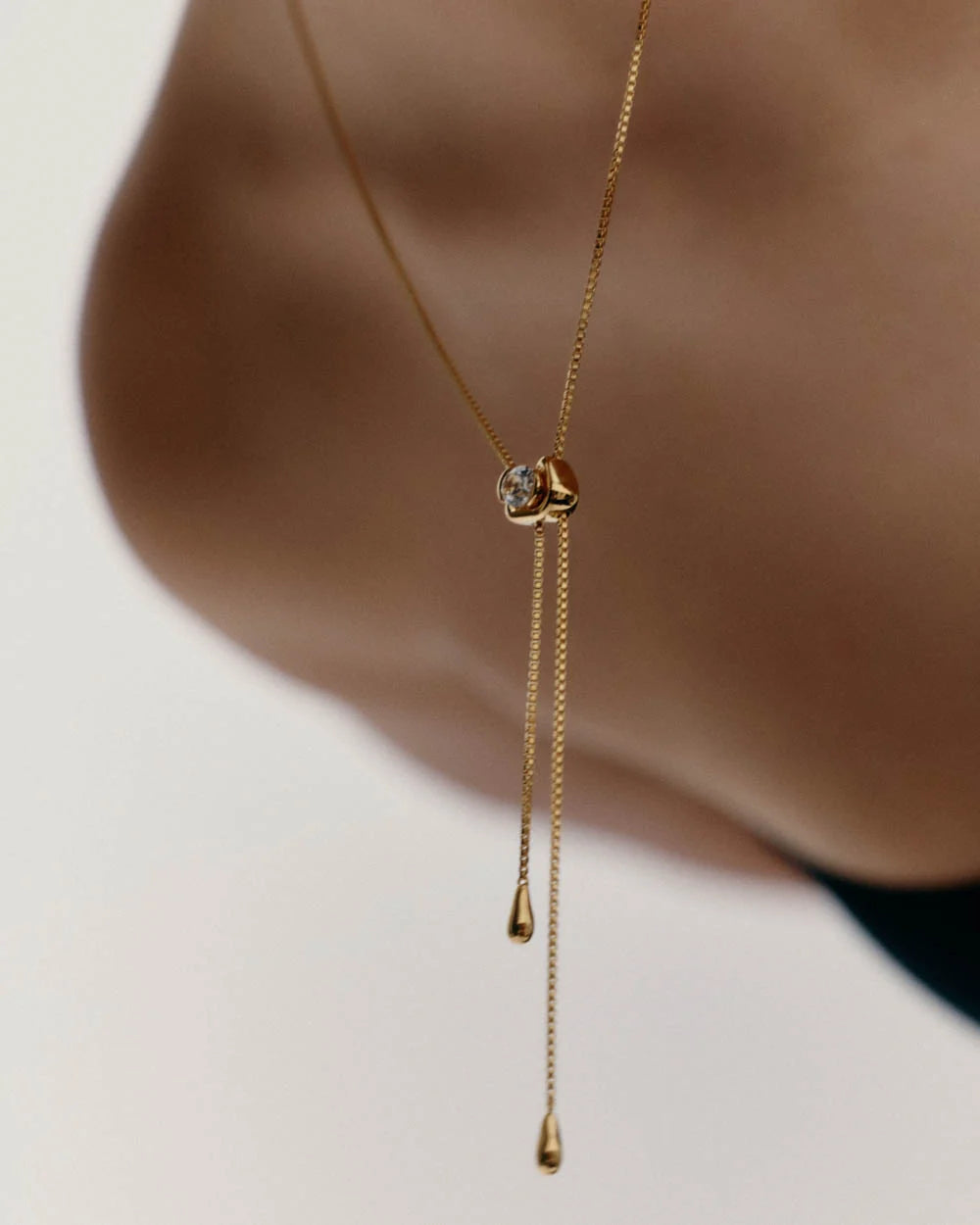 Kirstin Ash VESSEL LARIAT NECKLACE