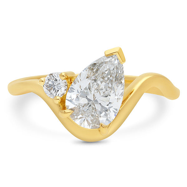 9ct Yellow Gold Lab Grown Diamond Pear Cut and Round Brilliant Cut Ring