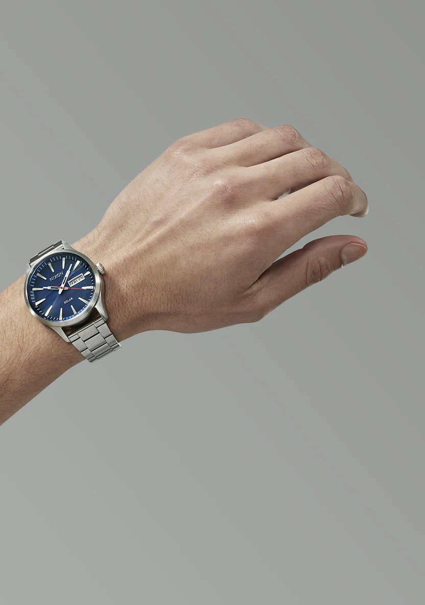 Nixon Sentry Solar Stainless Steel Navy Sunray/ Silver