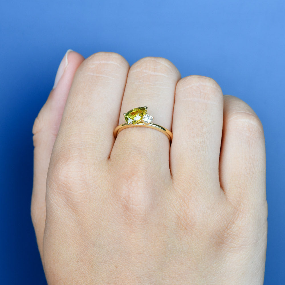 Sapphire Dreams Toi Et Moi Ring