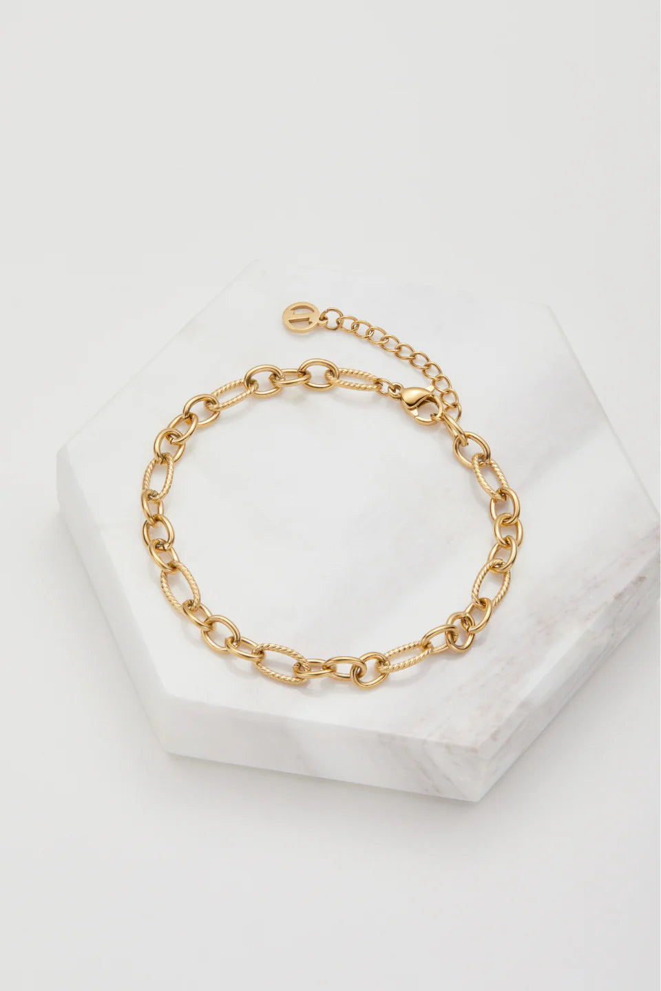 Carla Bracelet - Gold