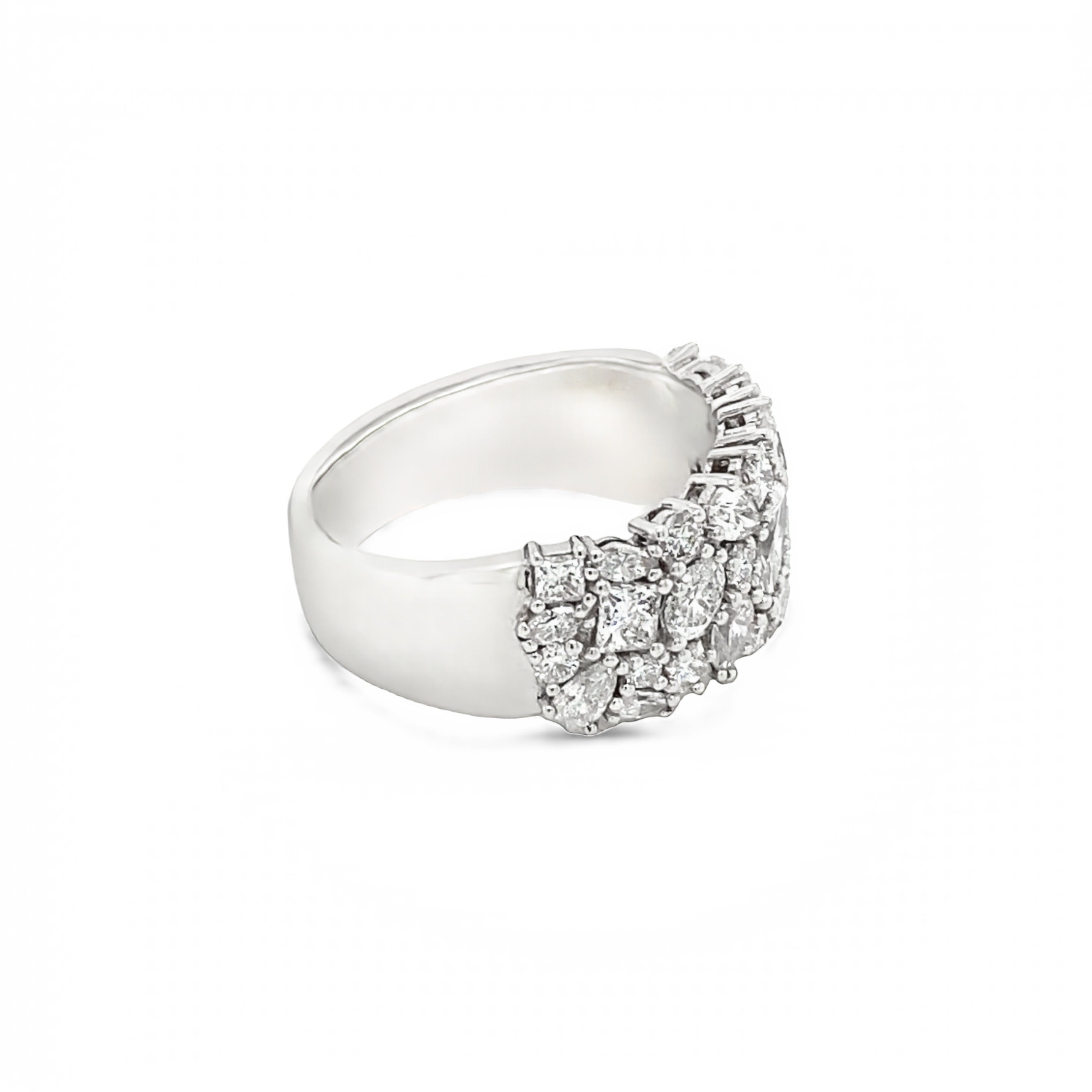 18ct White Gold Diamond Dress Ring- 2.29ct