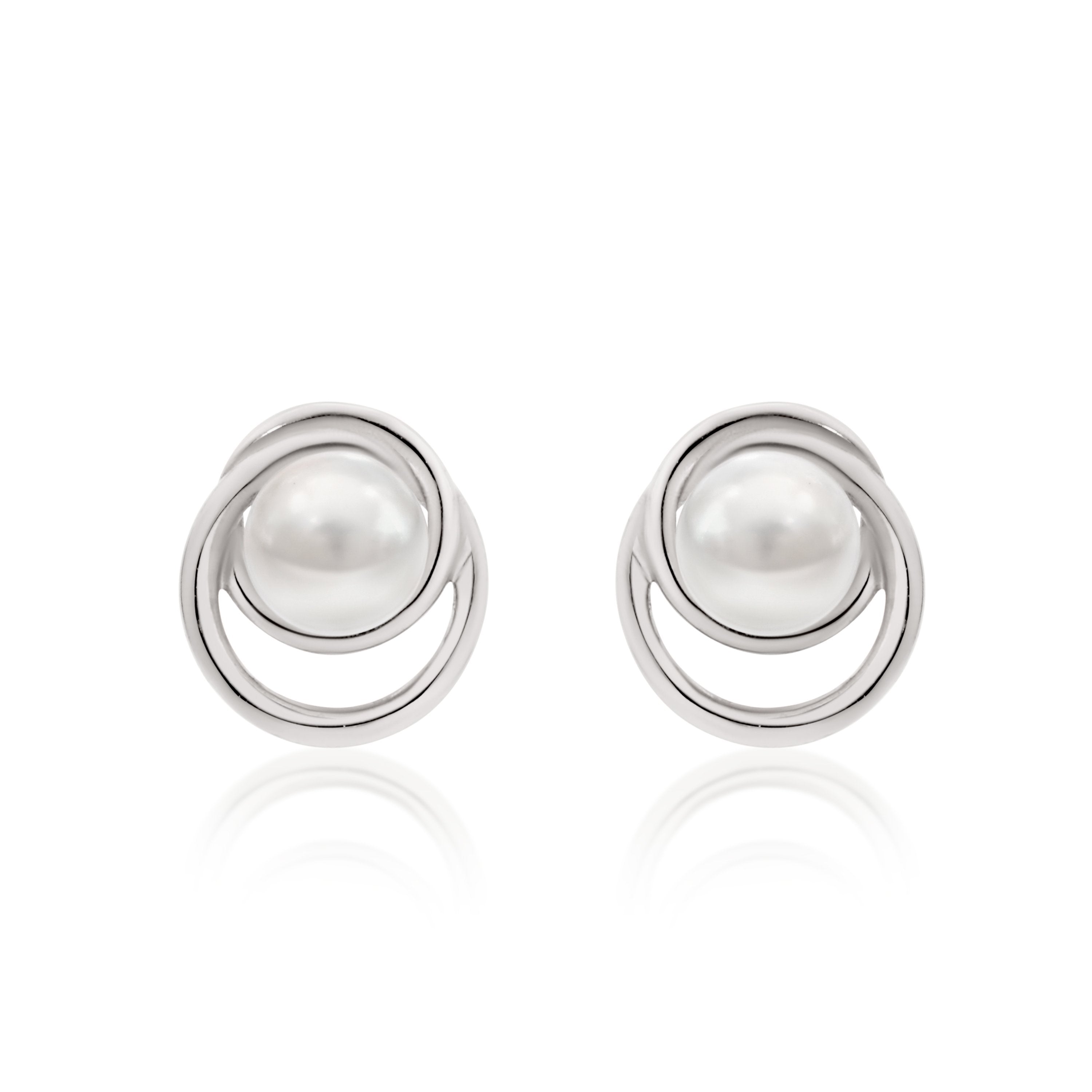 9ct Gold Freshwater Pearl Stud Earrings