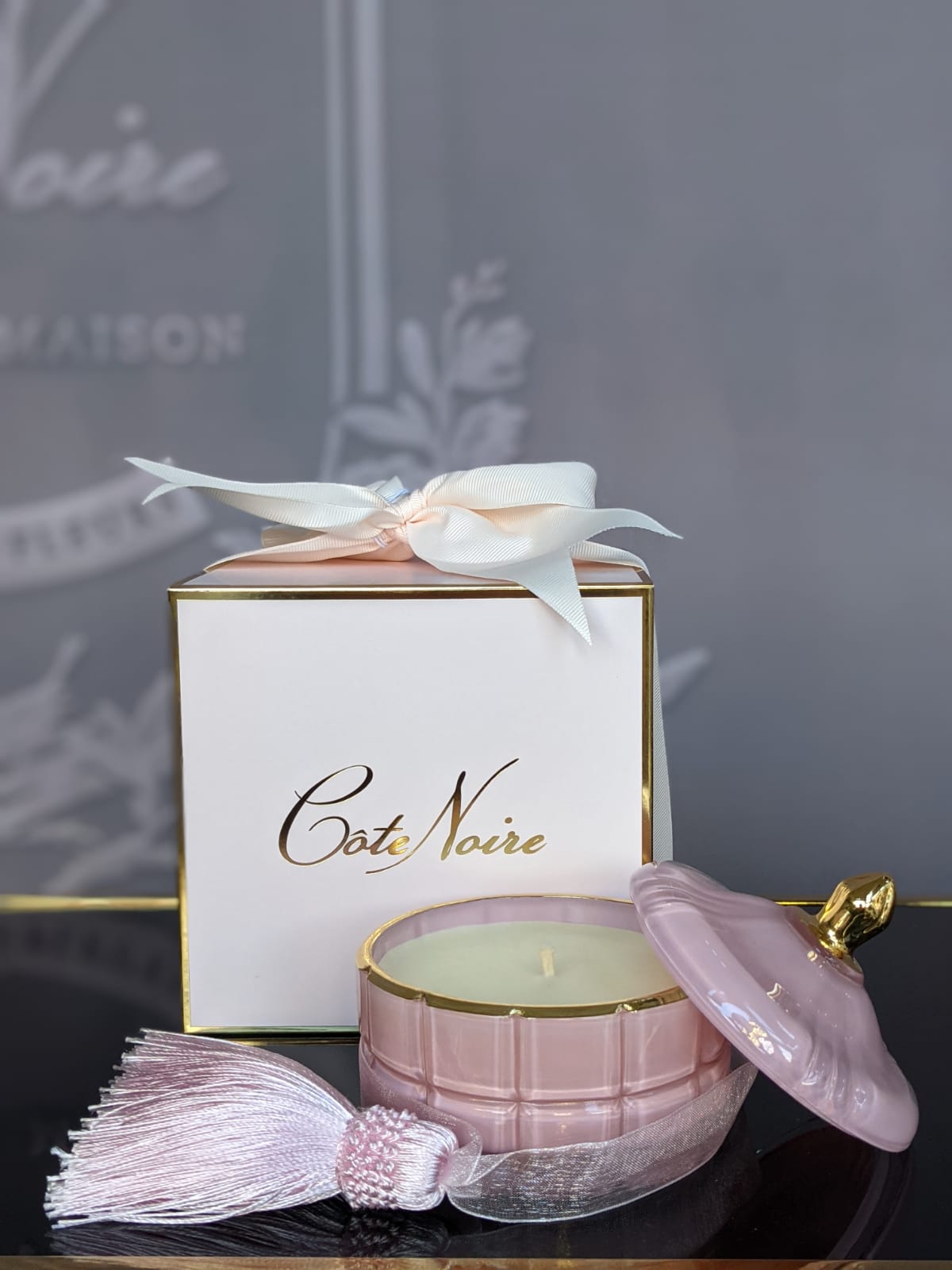 Cóte Noire Pink Art Deco Candle- Pink Champagne