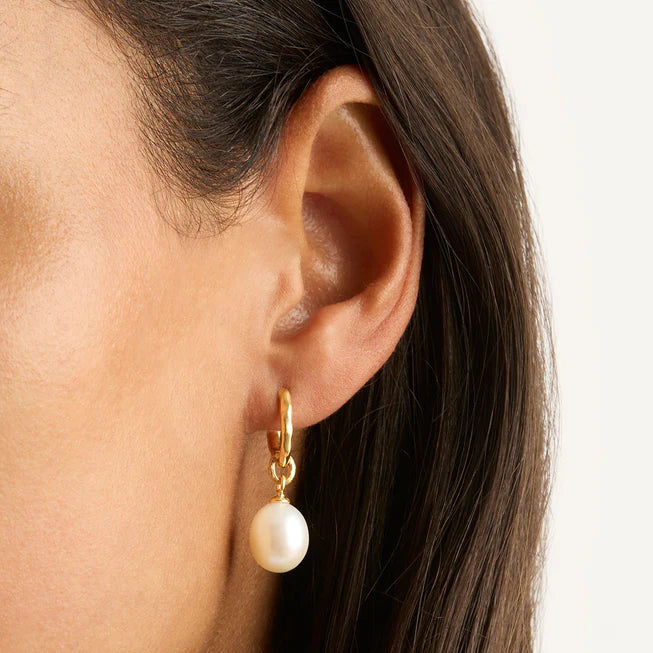 By Charlotte Embrace Stillness Pearl Hoops