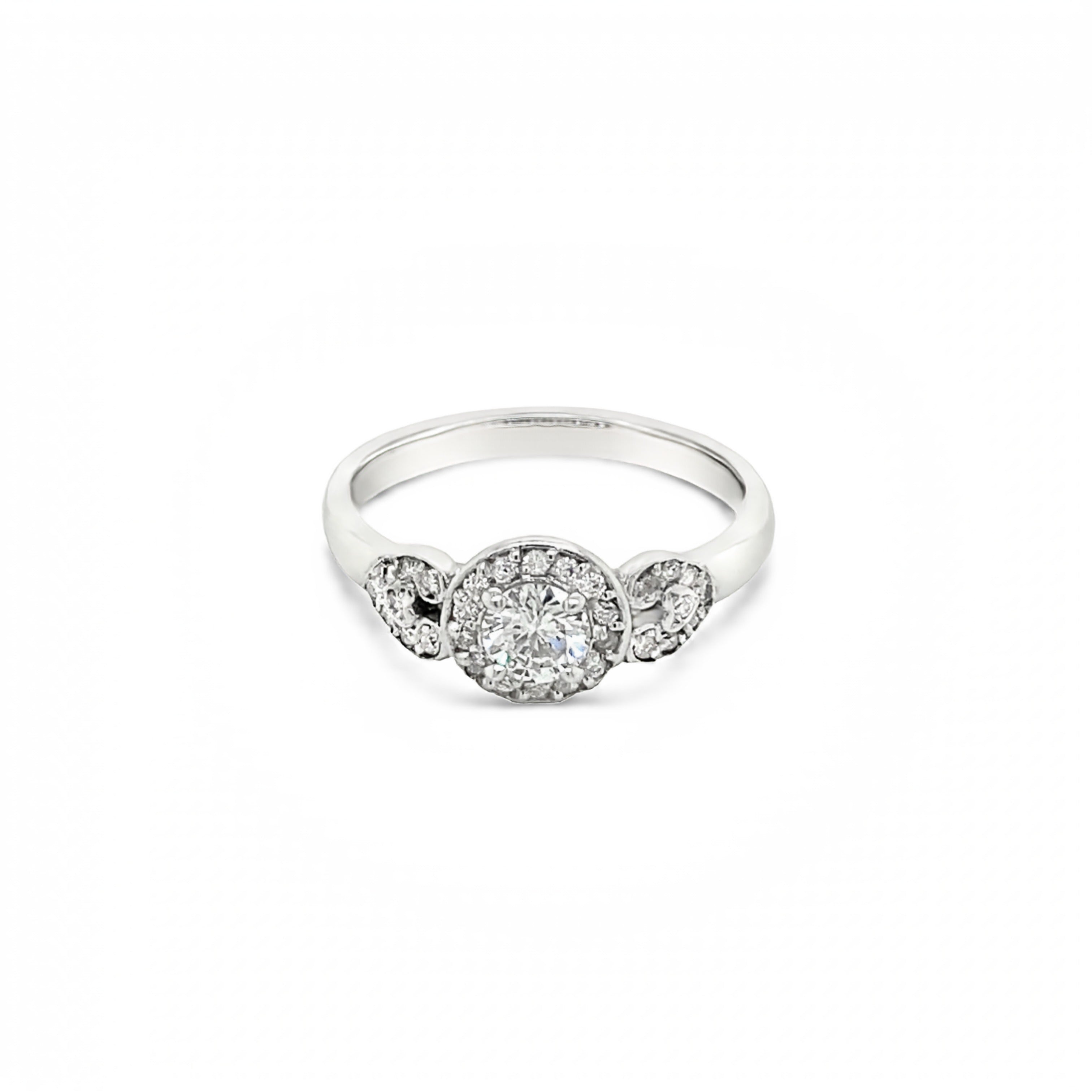 18ct White Gold Antique Style Diamond Ring
