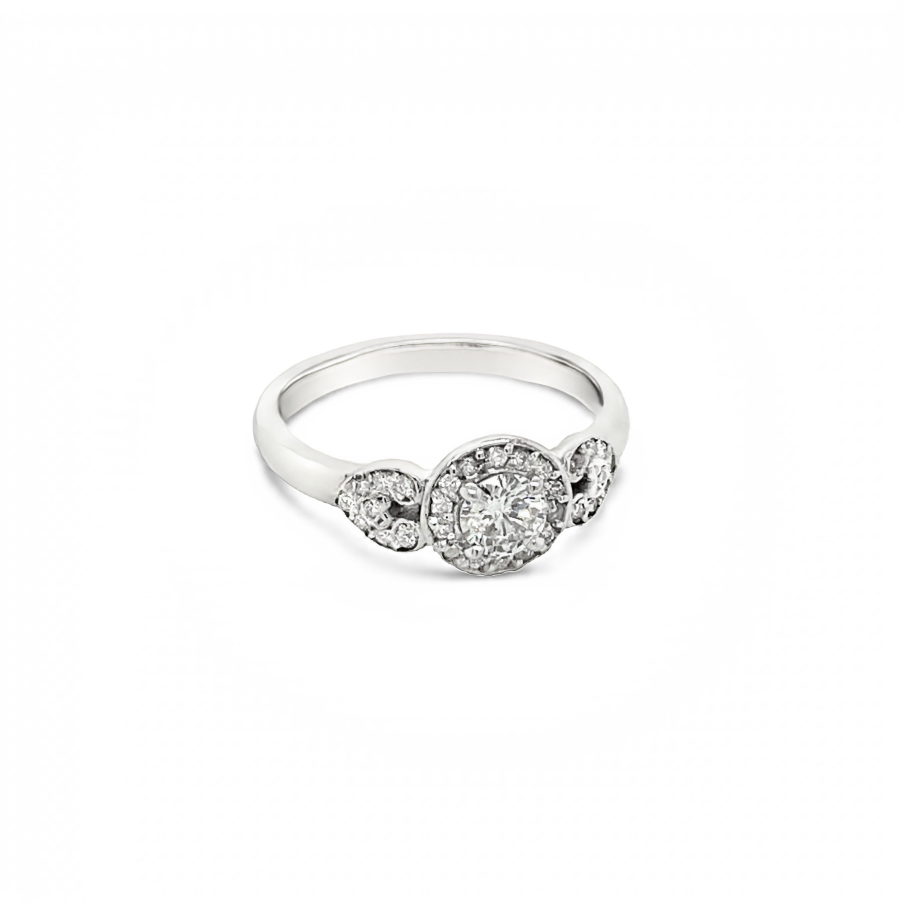 18ct White Gold Antique Style Diamond Ring