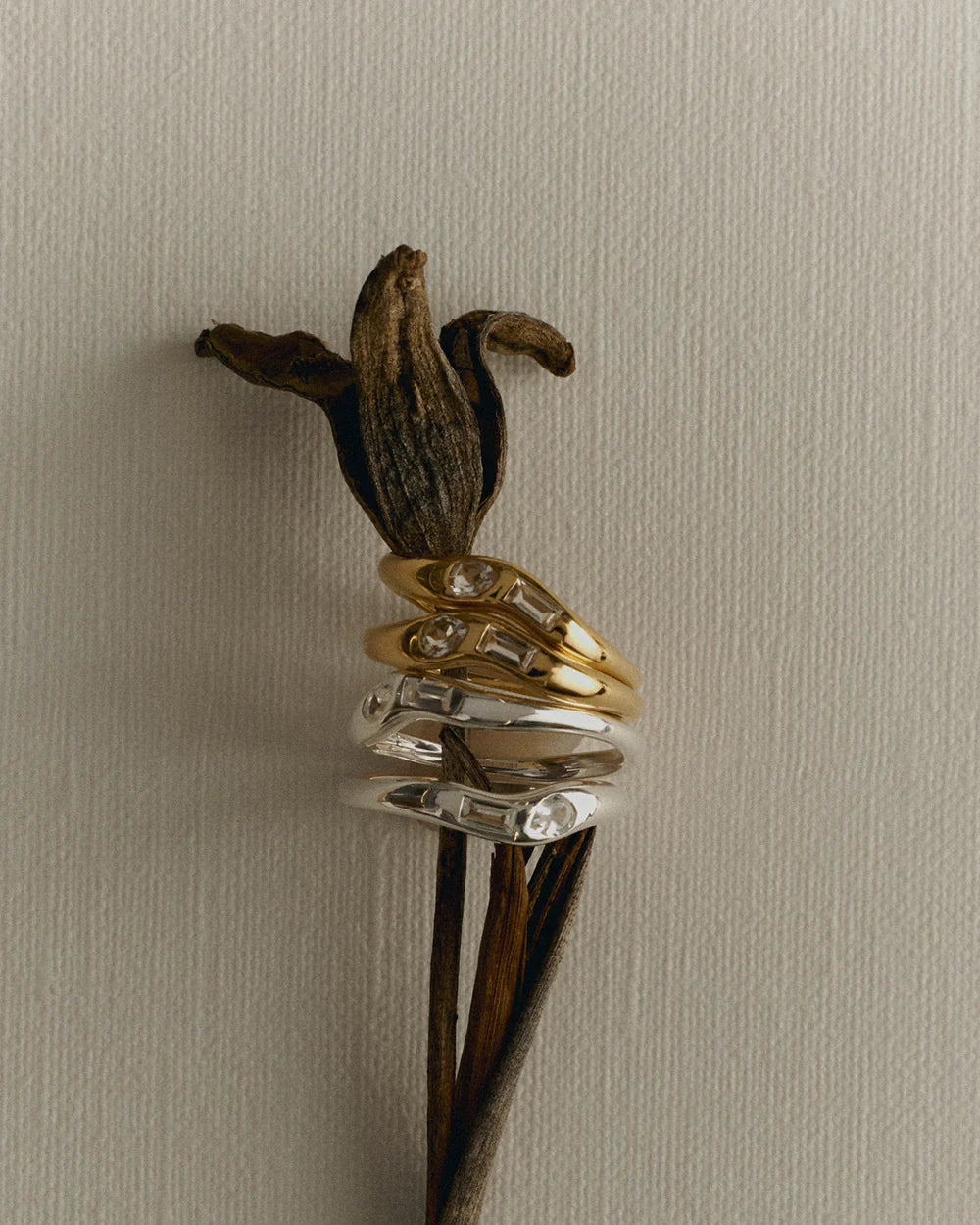 Kirstin Ash Place Ring Gold