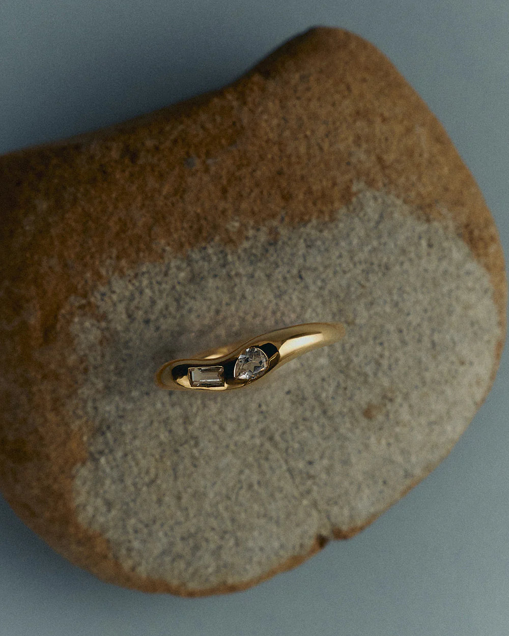 Kirstin Ash Place Ring Gold