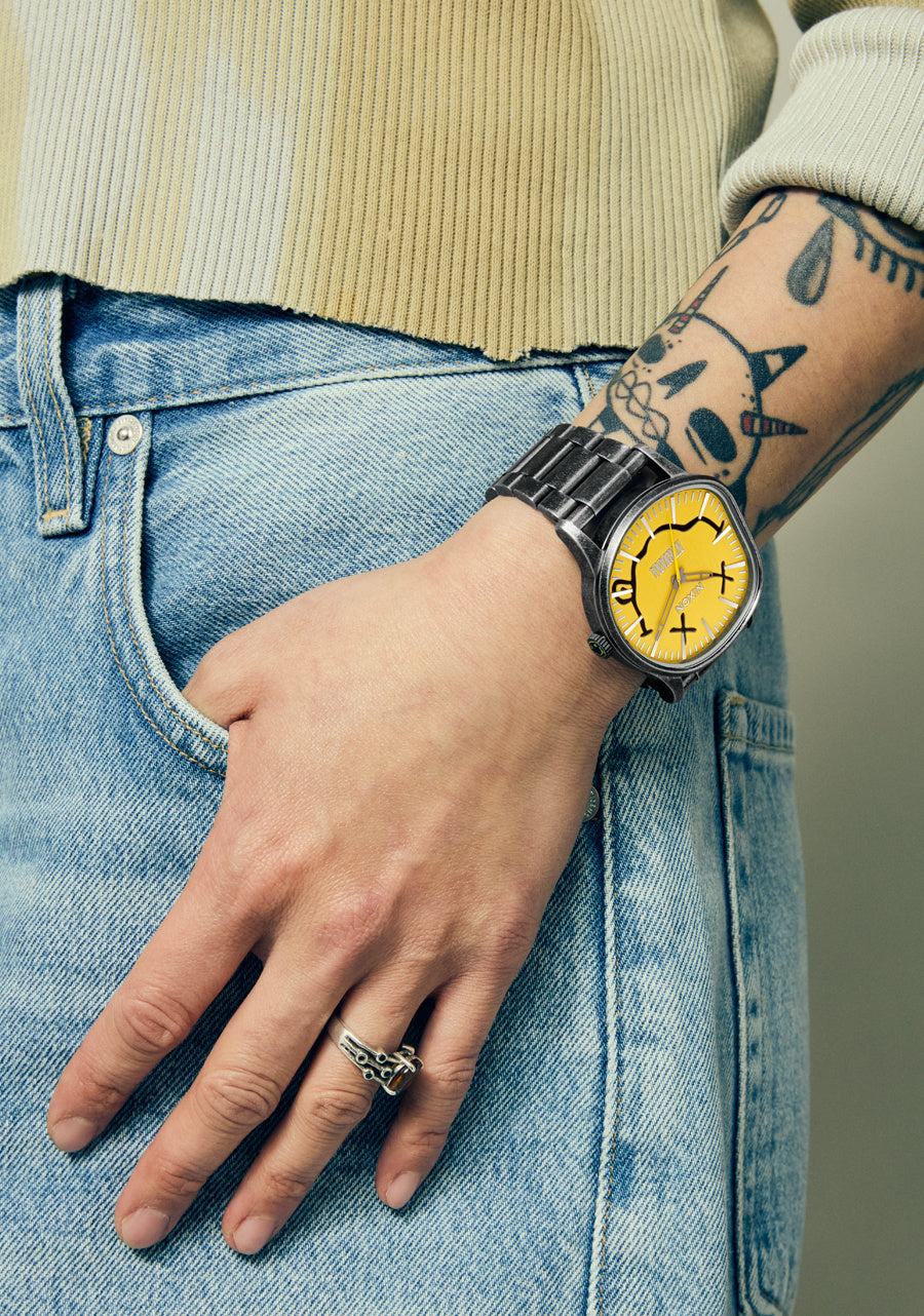 Nixon Sentry Wobble Yellow Nirvana Smiley