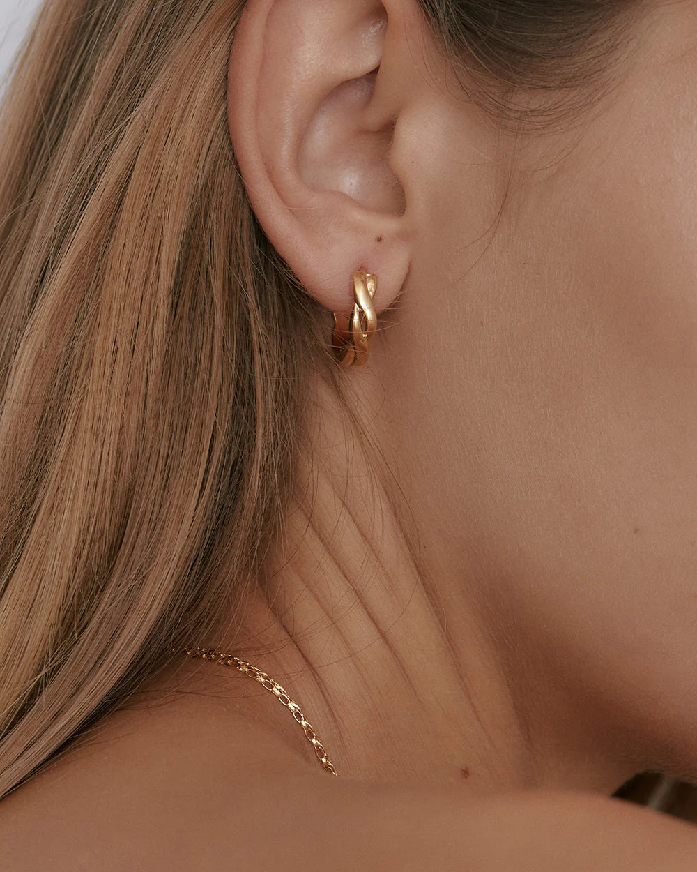 Kirstin Ash Idle Hoops- 18k Gold Plated