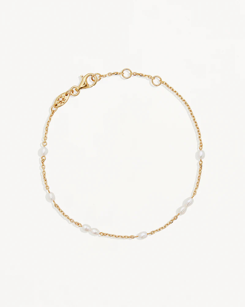 By Charlotte Serene Dreams Pearl Bracelet Gold