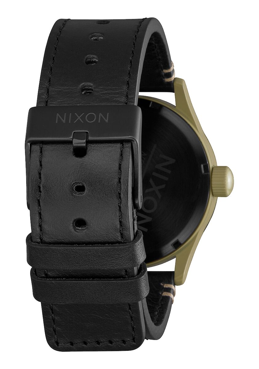 Nixon 42 mm Sentry Leather Watch Sand / Black