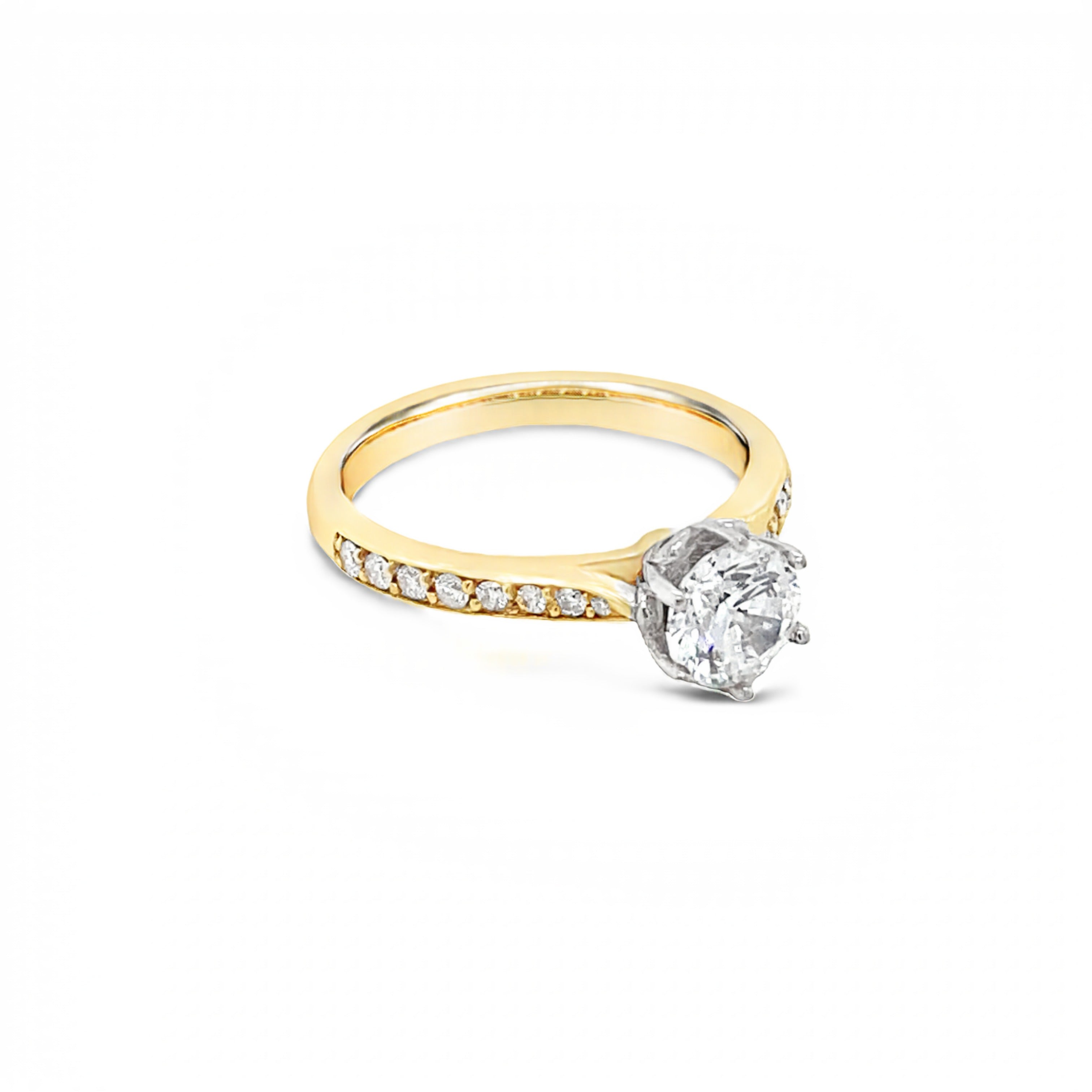 18ct Yellow Gold Round Brilliant Cut Solitaire with Diamond set shoulders