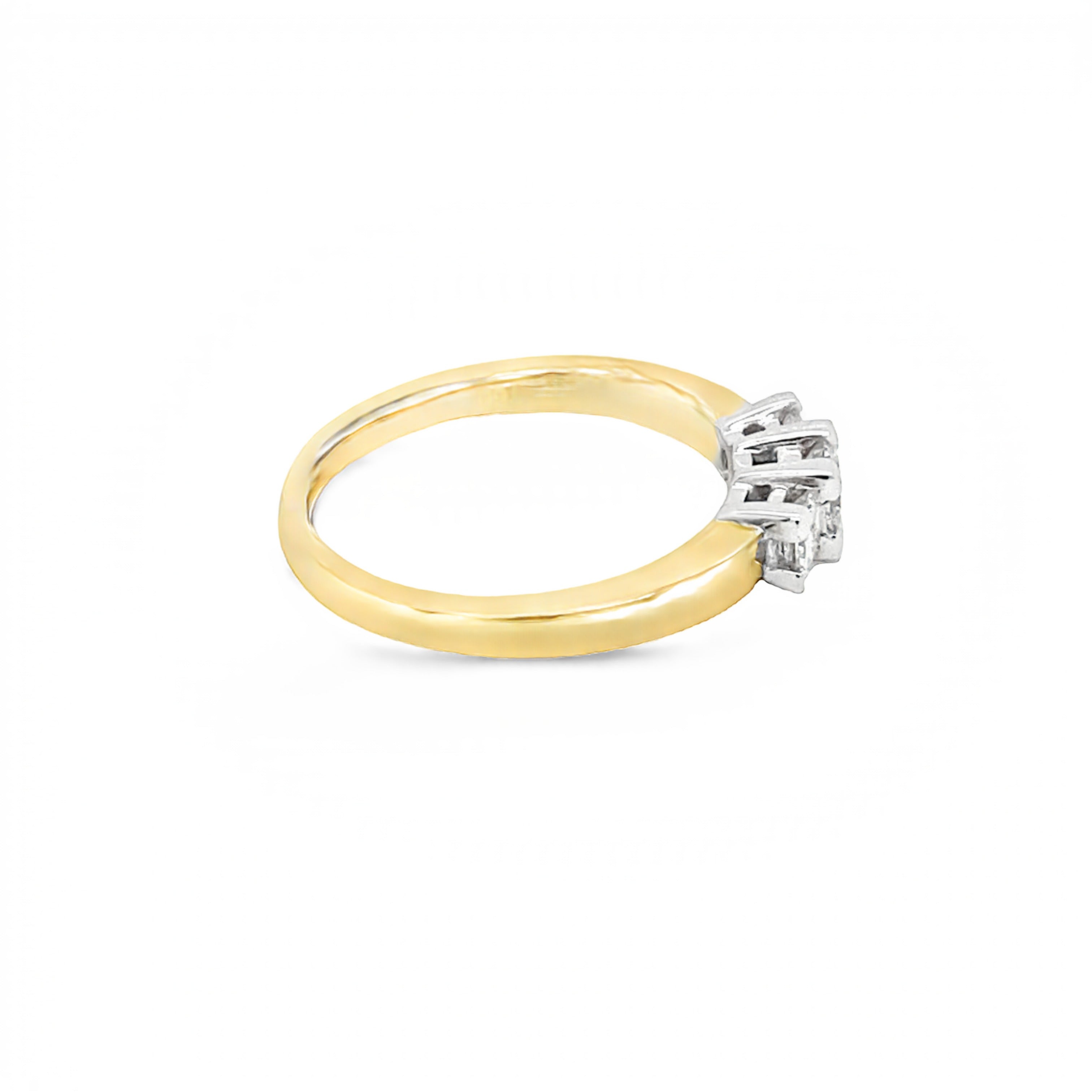 18ct Yellow Gold Claw Set Princess Cut Trilogy Style Ring