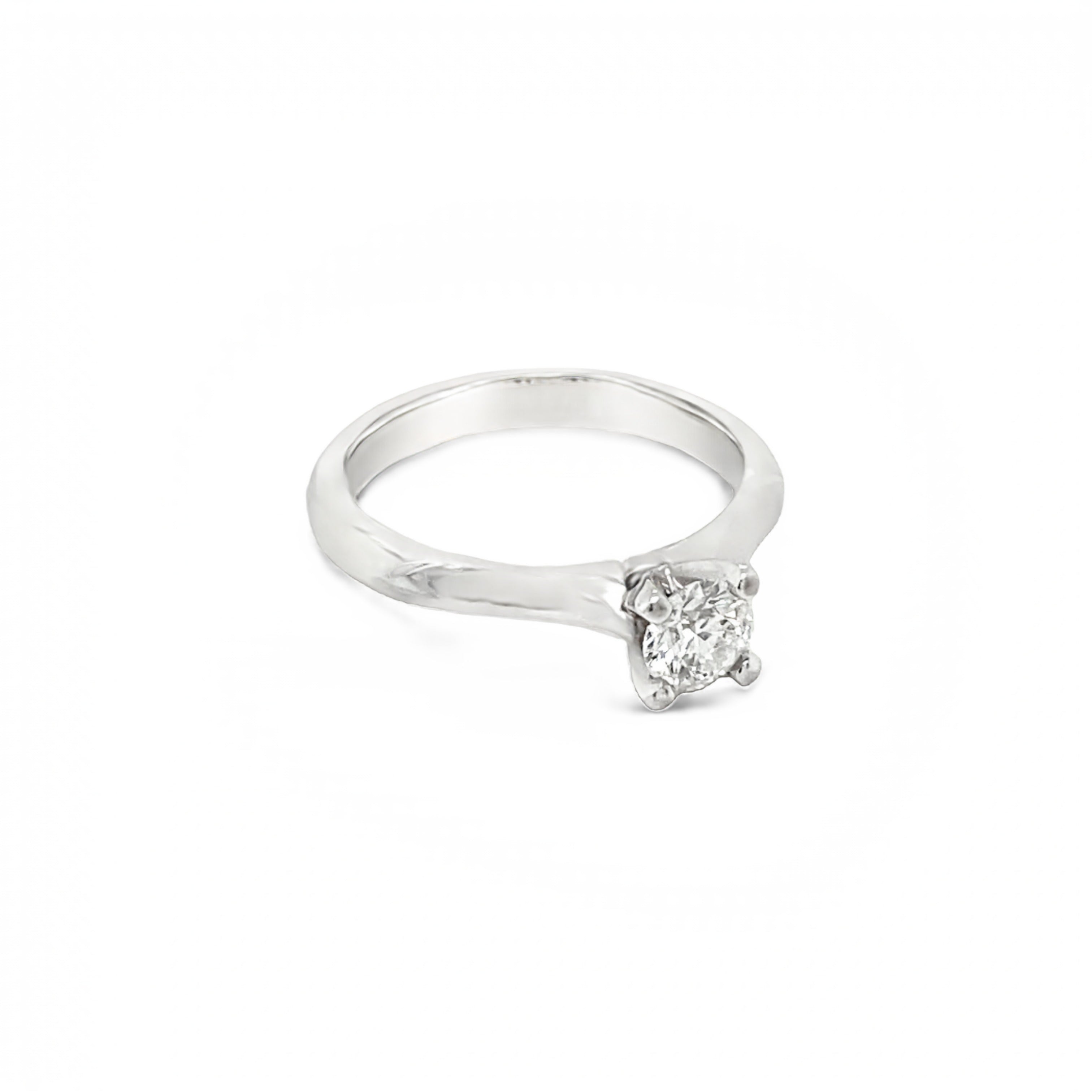 18ct White Gold 0.43ct Passion 8 Round Brilliant Cut Solitaire Diamond Ring